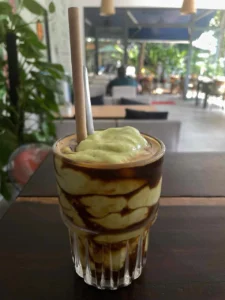 Avocado coffee (Cà phê bơ)