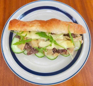 Beef mushroom Baguette / Bánh mì bò nấm