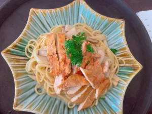 Creamy Chicken / Mì gà sốt kem
