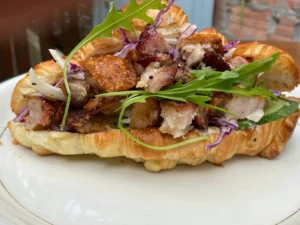 Grilled Pork Croissant / Bánh sừng trâu thịt heo quay