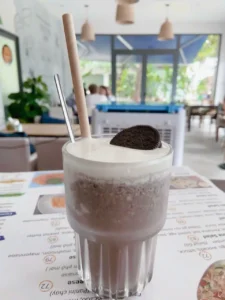 Milkshake Strawberry (Sữa lắc Dâu tây)